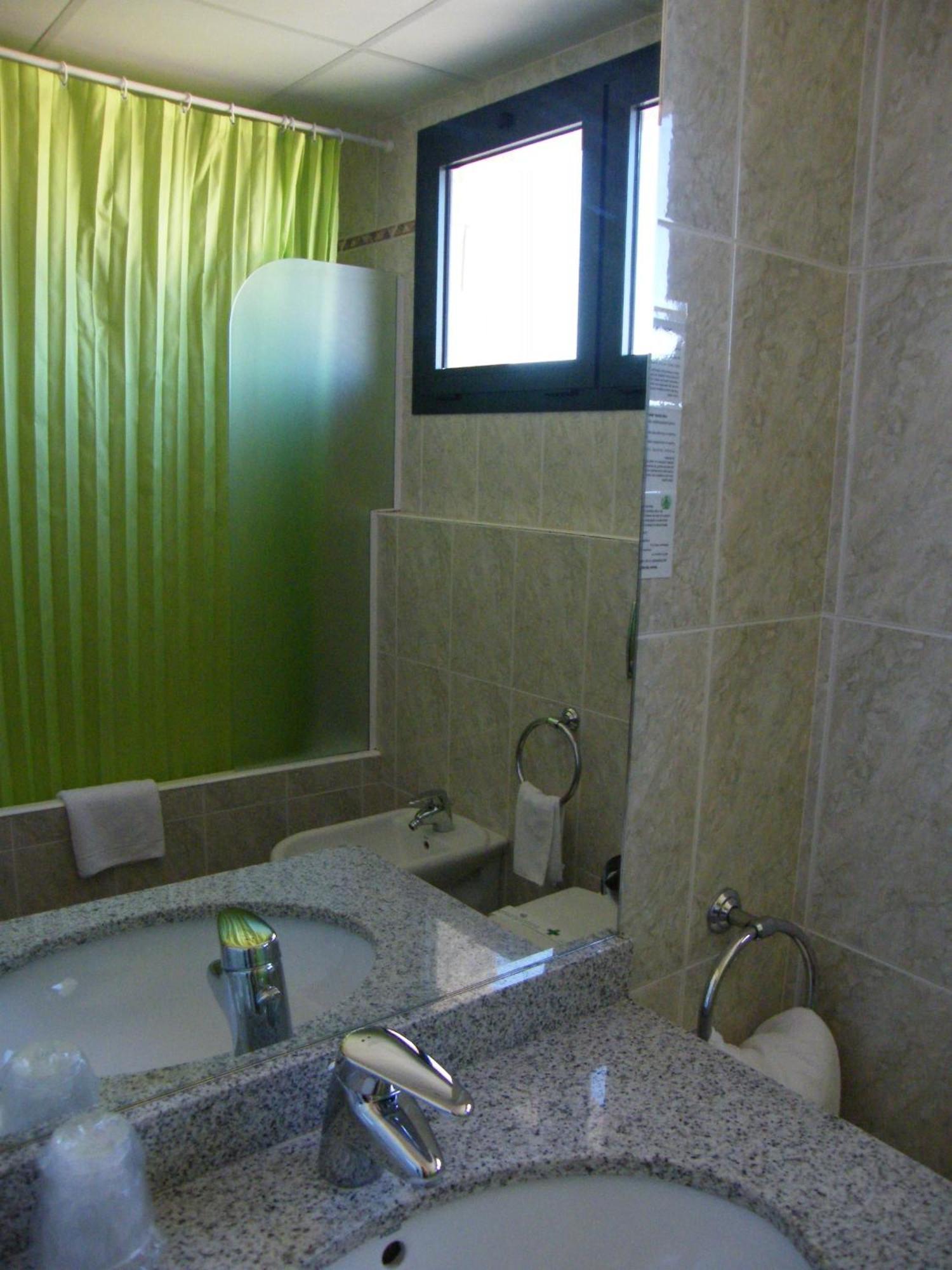Hotel Magallon Каспе Экстерьер фото